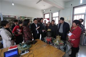 社會(huì)各界前來參觀公司青銅器制作工藝